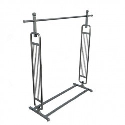 Stender metalic pentru haine 